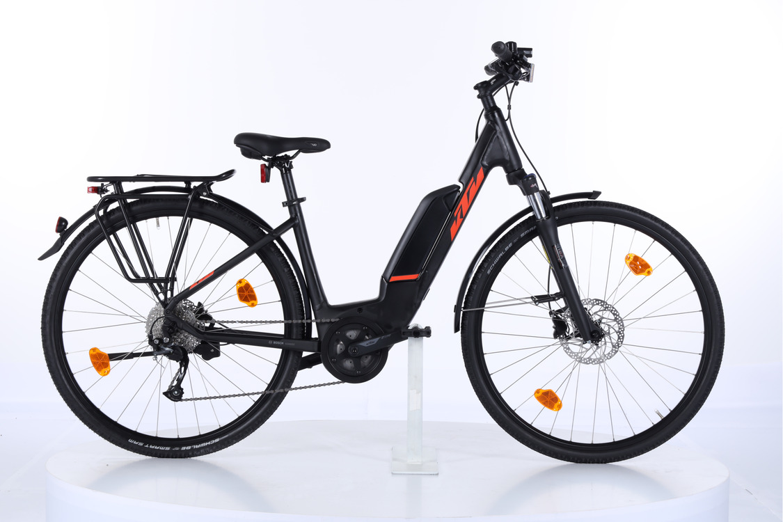 KTM MACINA CROSS A410 EQ US43 cm fekete elektromos kerékpár