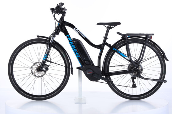 Haibike Sduro Trekking 3.0 TR44cm '20 fekete/fehér/kék elektromos kerékpár - használt -K- (vsz: AV19610480)