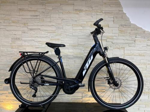 KTM MACINA TOUR P610 US51 cm '21 fekete/fehér elektromos kerékpár