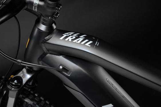 Haibike AllTrail 6 29" i630Wh 48 cm '22 fekete/narancs elektromos kerékpár