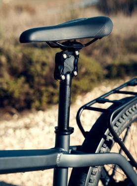 RM Charger3 touring HS 53 cm '22 sötétkék elektromos kerékpár (625Wh, Kiox, comfort kit, zár táskával)