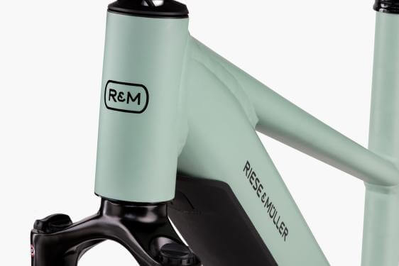 RM Roadster Mixte touring HS TR45 cm '23 zöld elektromos kerékpár (625Wh, Nyon, comfort kit, zár táskával)