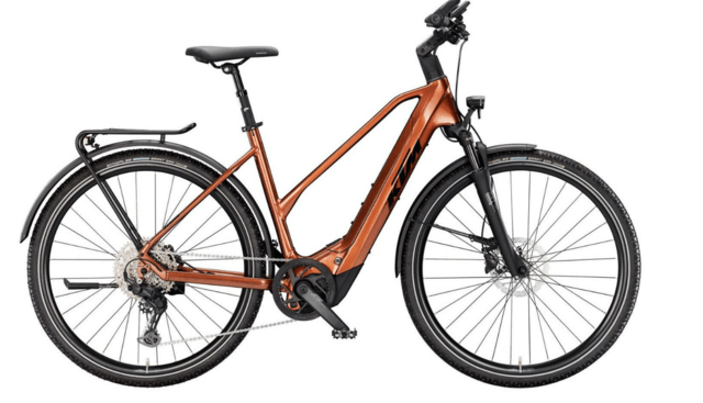 KTM MACINA CROSS CX 820 LFC CN46cm '25 fekete-narancs elektromos kerékpár