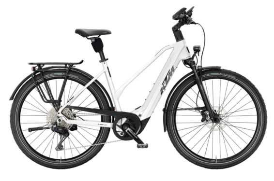 KTM MACINA STYLE 820 TR46cm '26 fehér elektromos kerékpár