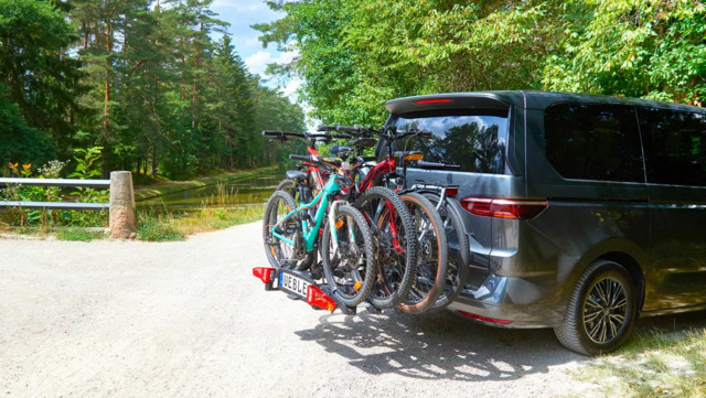 Uebler i41 S kerékpárhordozó, 90 fokban ledönthető