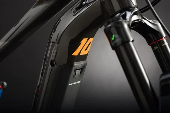 Haibike FullNine 10 44 cm '21 titánium/fekete/narancs elektromos kerékpár