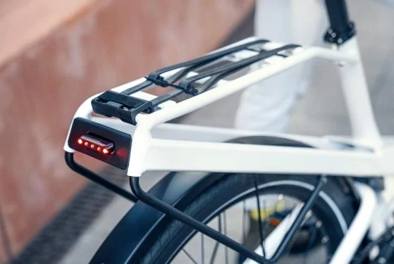 RM Homage GT touring HS US49 cm '21 fehér elektromos kerékpár (Extrák: Kiox, 625Wh, ABS, komfort kit, állítható nyeregcső)