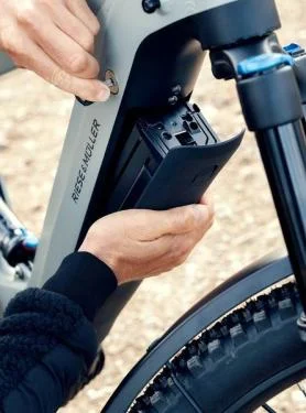 RM Superdelite GT rohloff HS 56 cm '22 ezüst elektromos kerékpár (1125Wh, Nyon, GX, comfort kit)
