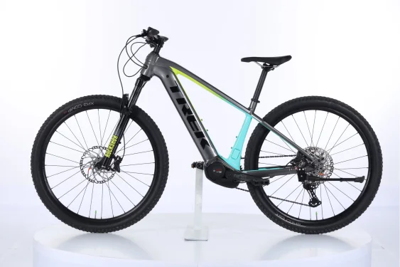Trek Powerfly 5 42cm (M) '22 ezüst/zöld elektromos kerékpár - használt -K- (vázszám:SWTU179G1209S)