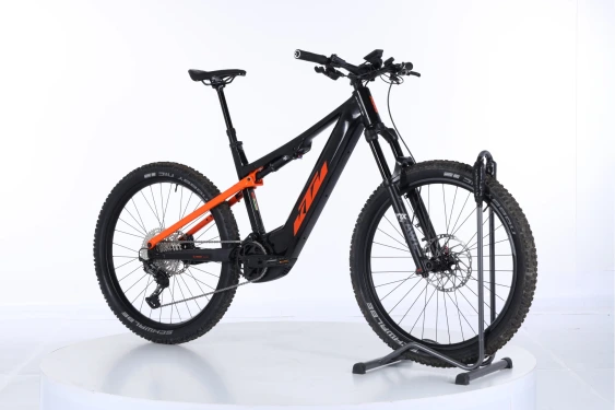 KTM MACINA LYCAN 771 48 cm fekete elektromos kerékpár