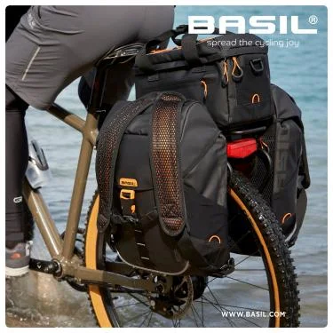 Basil csomagtartó táska Miles Tarpaulin trunkbag, fekete/narancs