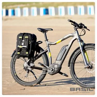 Basil táska egyoldalas Miles Daypack fekete/lime (hátizsák)