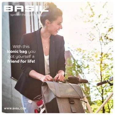 Basil táska oldalra "Go Single Bag", hook on, fekete